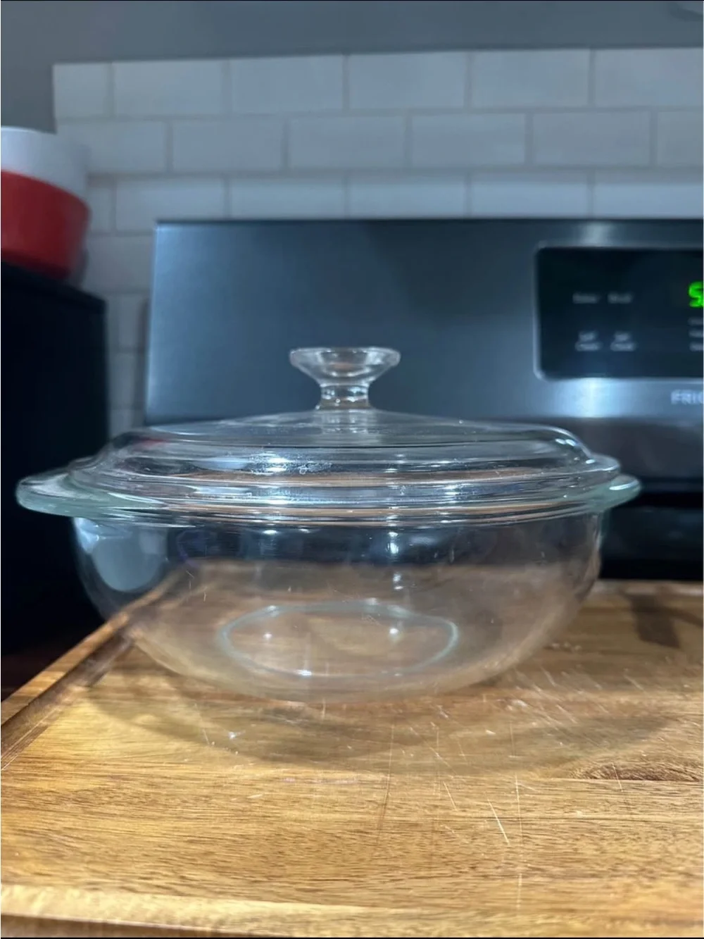 Clear Pyrex Glass Casserole Dish with Lid